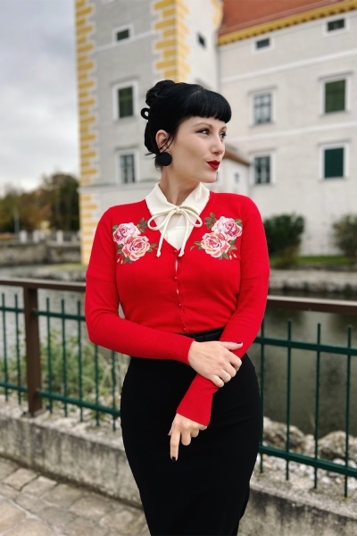 Rød Cardigan med Broderede Roser - Miss Red Rosy 